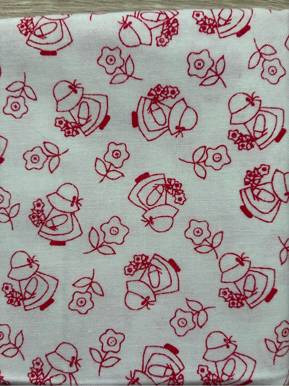 Sunbonnet Sue Vintage Fabric - Fat Quarter